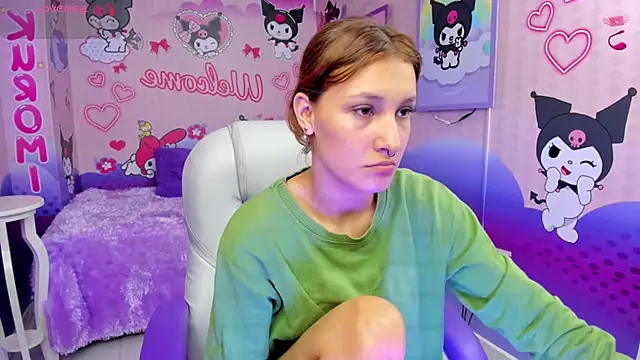 michell  petit  online show from 09/24/25, 12:08