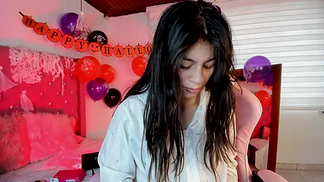 Snapshot of Jade_rey_ chatting on 10/14/25, 05:25 Jade rey online show from 10/14/25, 05:25