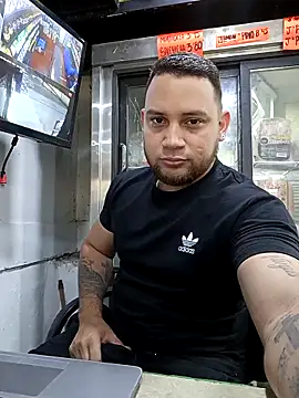 Catire10  online show from 12/13/25, 08:36