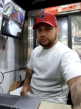 Catire10  online show from 12/20/25, 02:24