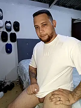 Catire10  online show from 04/24/26, 05:21