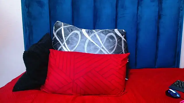 ChubbyBoobsxxx online show from 01/06/26, 05:00