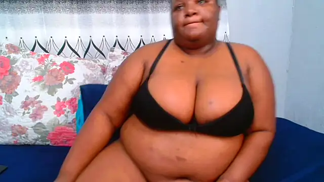 ChubbyBoobsxxx online show from 03/03/26, 05:57