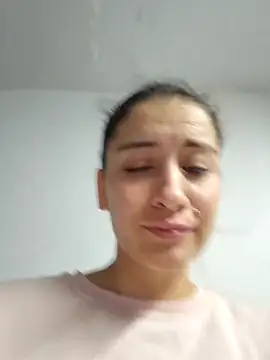 Snapshot of aytanna_torrez chatting on 10/18/25, 11:33 aytanna torrez online show from 10/18/25, 11:33