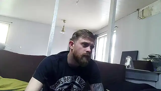 Bikerhot883hd online show from 04/12/26, 04:12