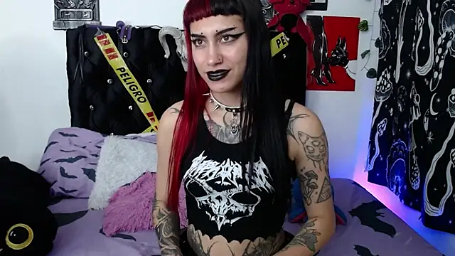 Snapshot of mayaREDdoll chatting on 03/04/26, 03:34 mayaREDdoll online show from 03/04/26, 03:34