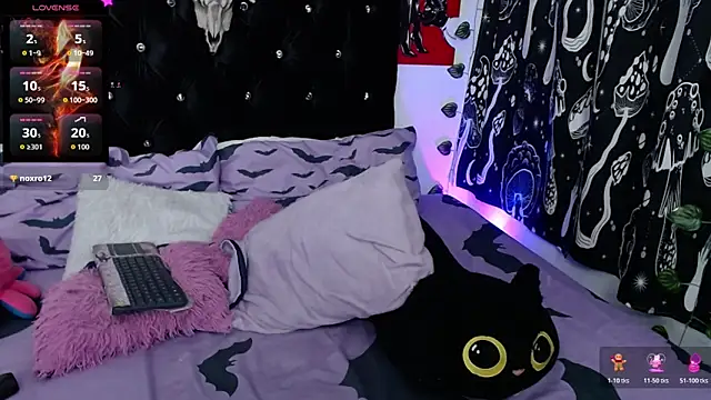 mayaREDdoll online show from 04/21/26, 11:40