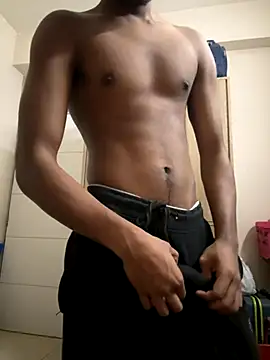 Snapshot of Lustking2406 chatting on 11/21/25, 04:27 Lustking2406 online show from 11/21/25, 04:27