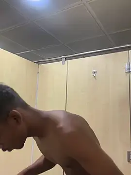 Snapshot of Lustking2406 chatting on 02/28/26, 11:44 Lustking2406 online show from 02/28/26, 11:44