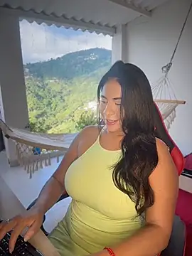 samanthahut1 online show from 05/04/26, 09:55