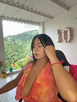 samanthahut1 online show from 06/07/26, 07:50