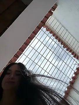 alejandrodolls online show from 06/05/26, 08:03