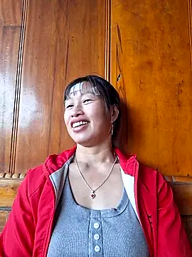 ngocngoc cute online show from 10/18/25, 03:53