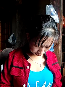 ngocngoc cute online show from 11/08/25, 03:29