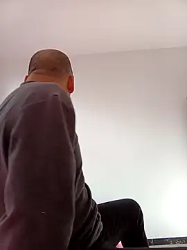 CWQ123 online show from 11/09/25, 01:48