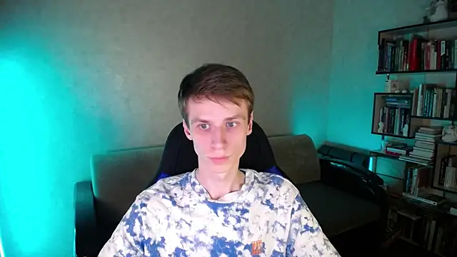 yes cute boy  online show from 02/17/26, 06:14