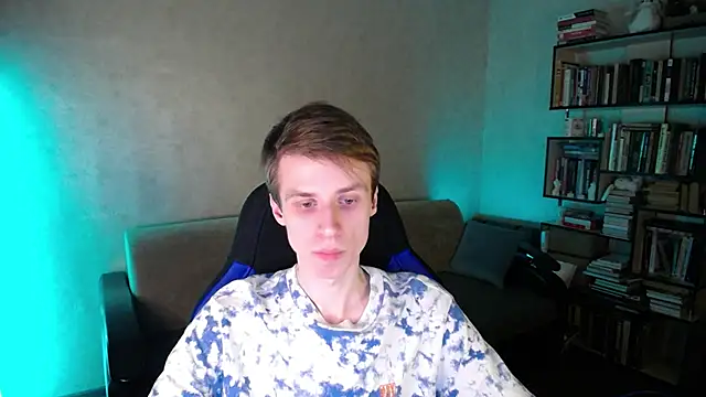 yes cute boy  online show from 03/01/26, 04:53