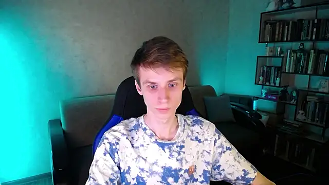 yes cute boy  online show from 03/06/26, 05:53