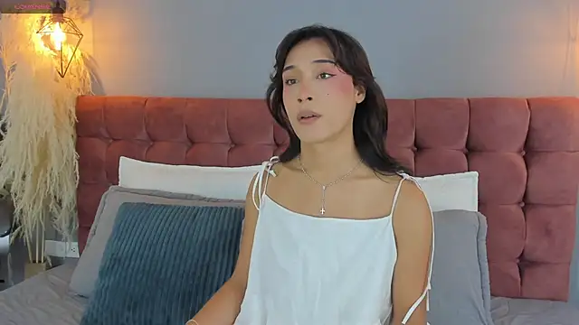 victoria decapri online show from 02/22/26, 07:12