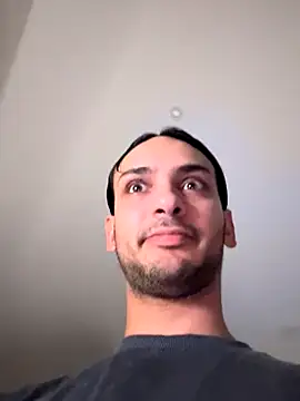 Gipsyboysteve online show from 10/18/25, 05:10