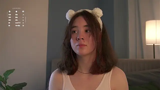 Snapshot of AlbertaClack chatting on 09/19/25, 11:22 AlbertaClack online show from 09/19/25, 11:22