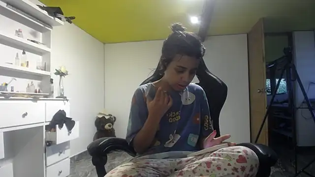 Snapshot of habdiela chatting on 10/24/25, 07:54 habdiela online show from 10/24/25, 07:54