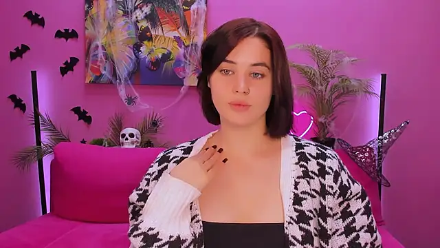 lil angel  online show from 11/05/25, 12:27