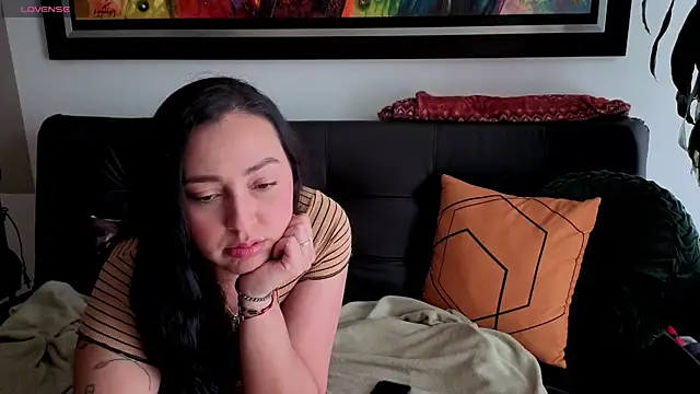 SujannaVarma  online show from 04/22/26, 09:16