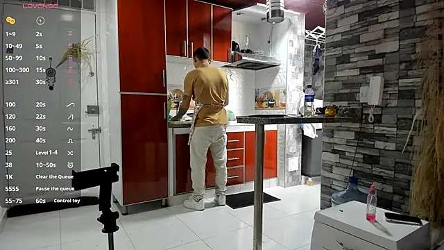 Masterblue hot online show from 11/11/25, 08:20