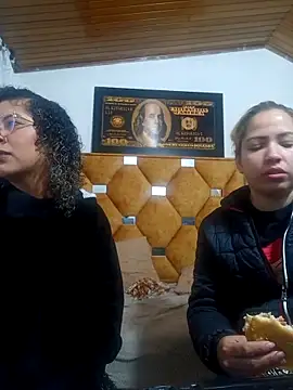 Snapshot of CATTALINAHOT chatting on 02/18/26, 04:52 CATTALINAHOT online show from 02/18/26, 04:52