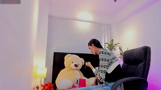 lily cash1 online show from 11/22/25, 05:12