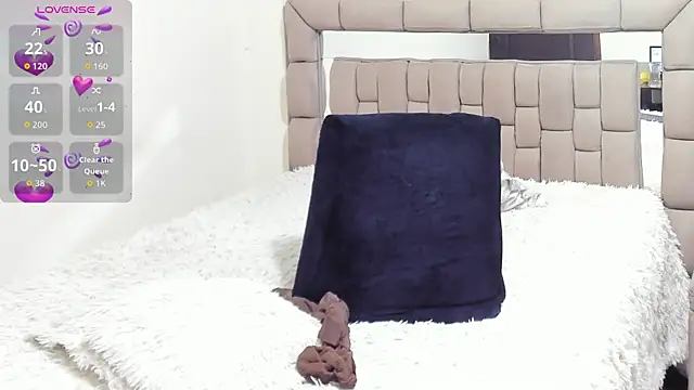 gabrielaponce11 online show from 04/01/26, 03:09