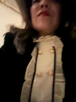 anna yngs online show from 10/17/25, 01:25