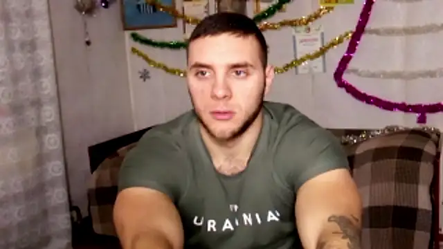 Jordan1Dior online show from 12/21/25, 12:34