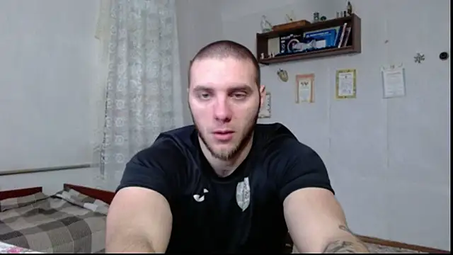 Jordan1Dior online show from 04/08/26, 08:36