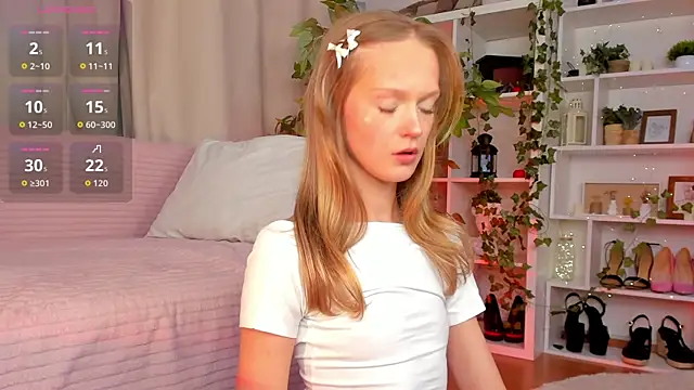 Kara smalltits online show from 11/21/25, 11:53