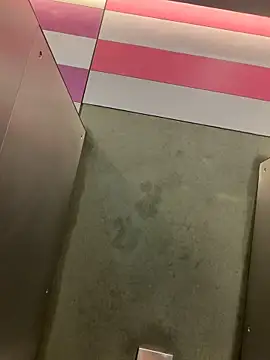 -juicy  online show from 04/29/26, 11:44