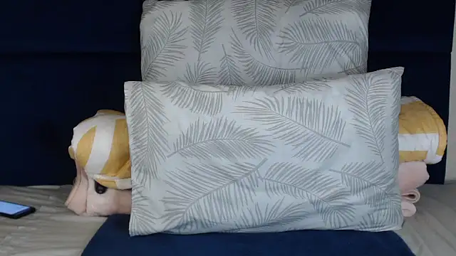 Diva-Lolah online show from 10/22/25, 02:12