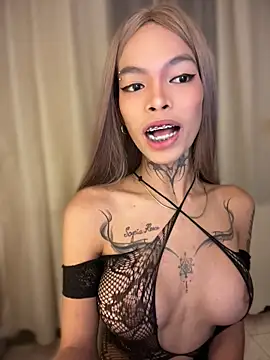 Sugarcandyyy online show from 04/20/26, 04:32