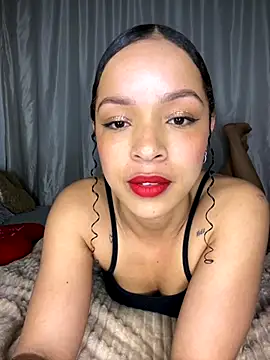 Yasmin777  online show from 11/08/25, 11:03