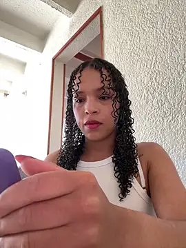 Yasmin777  online show from 02/06/26, 06:22