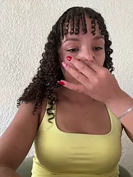 Yasmin777  online show from 04/14/26, 08:59