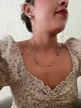 Snapshot of Yasmin777_ chatting on 05/13/26, 05:32 Yasmin777 online show from 05/13/26, 05:32