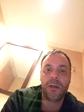 manchego85 online show from 04/11/26, 01:43