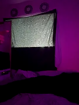 1n0nlythroat online show from 11/15/25, 07:21