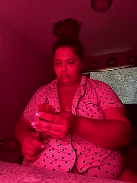 1n0nlythroat online show from 01/12/26, 06:57