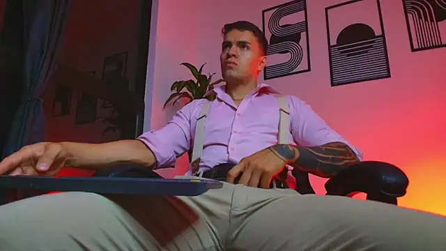 ALPHA DOMINUS  online show from 04/21/26, 03:46