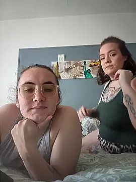 AndHerXO online show from 03/19/26, 12:20