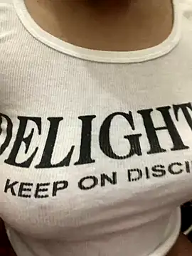 misharani00 online show from 09/24/25, 12:47