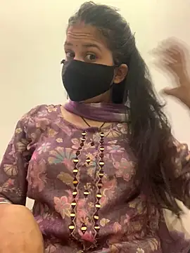 misharani00 online show from 09/29/25, 12:27